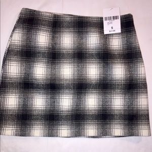 Black and White Plaid Skirt